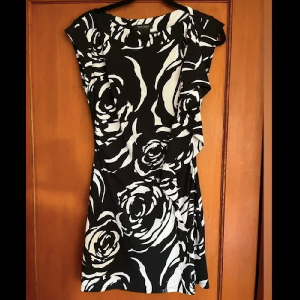 Size S White House Black Market Dress
